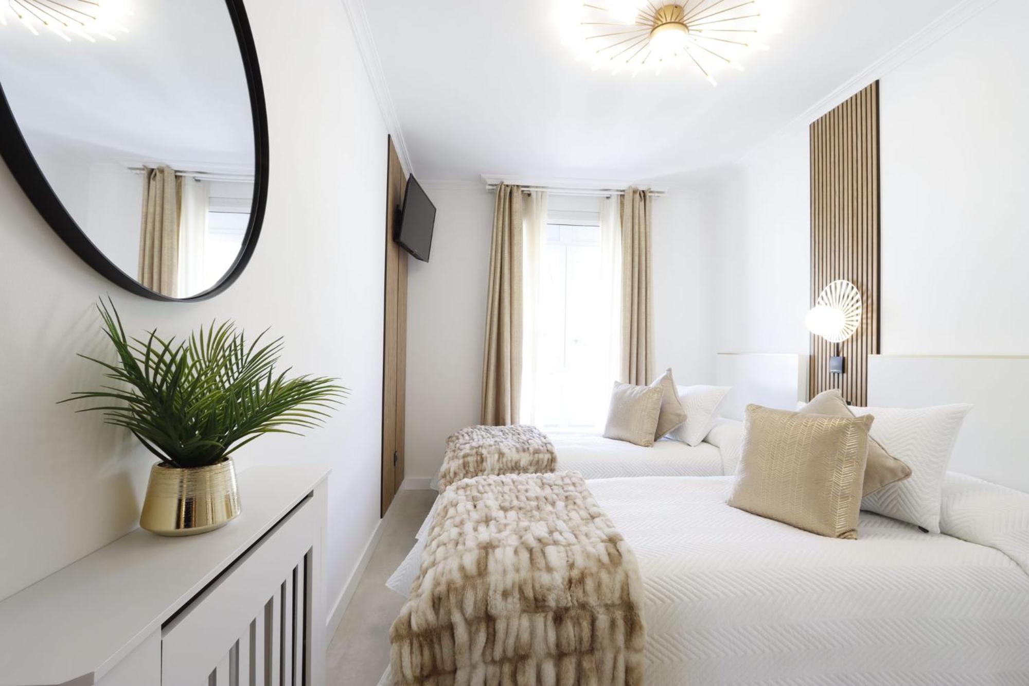 Apartamento Exclusivo Centrico Con Parking Estrella De Ribadeo II Kültér fotó