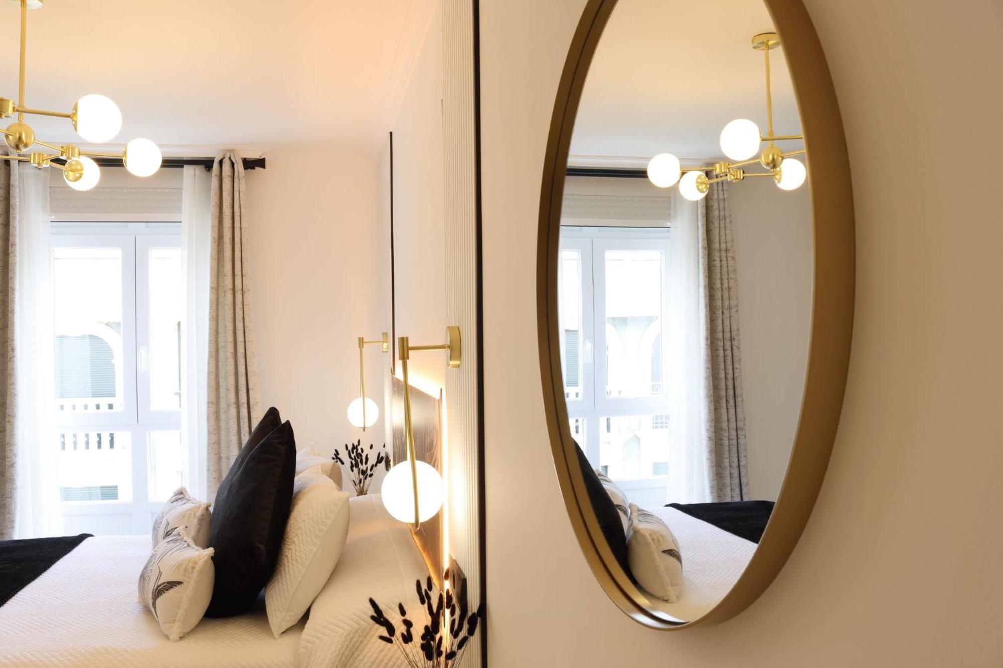 Apartamento Exclusivo Centrico Con Parking Estrella De Ribadeo II Kültér fotó