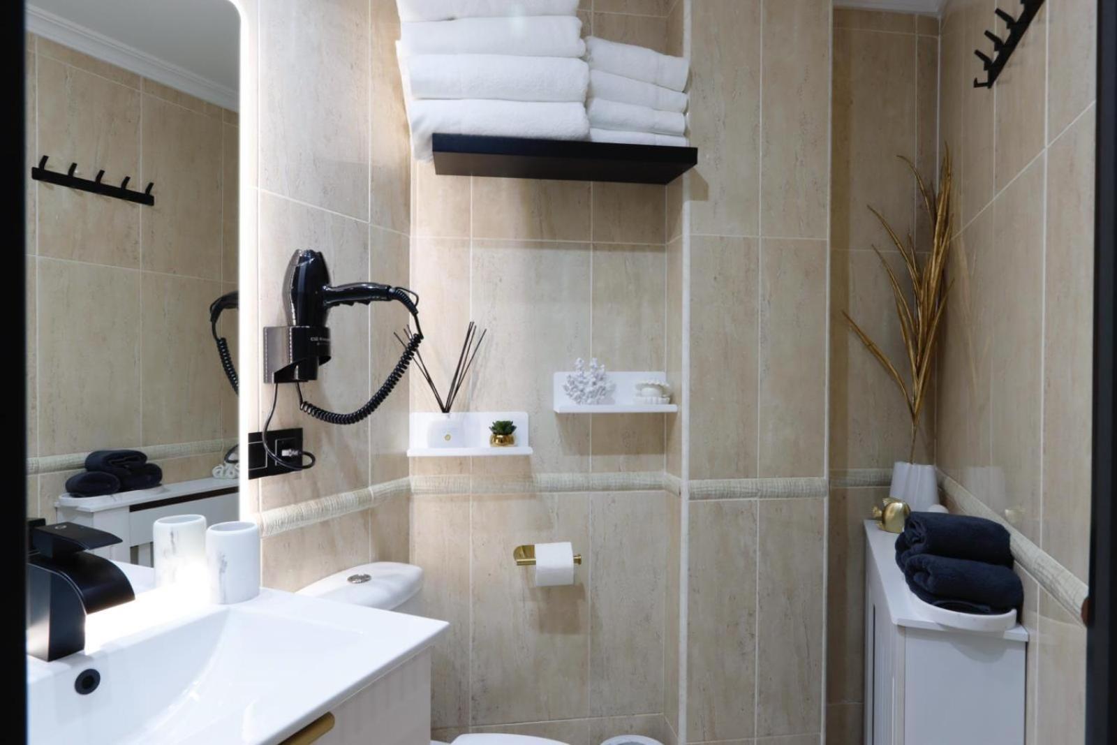 Apartamento Exclusivo Centrico Con Parking Estrella De Ribadeo II Kültér fotó